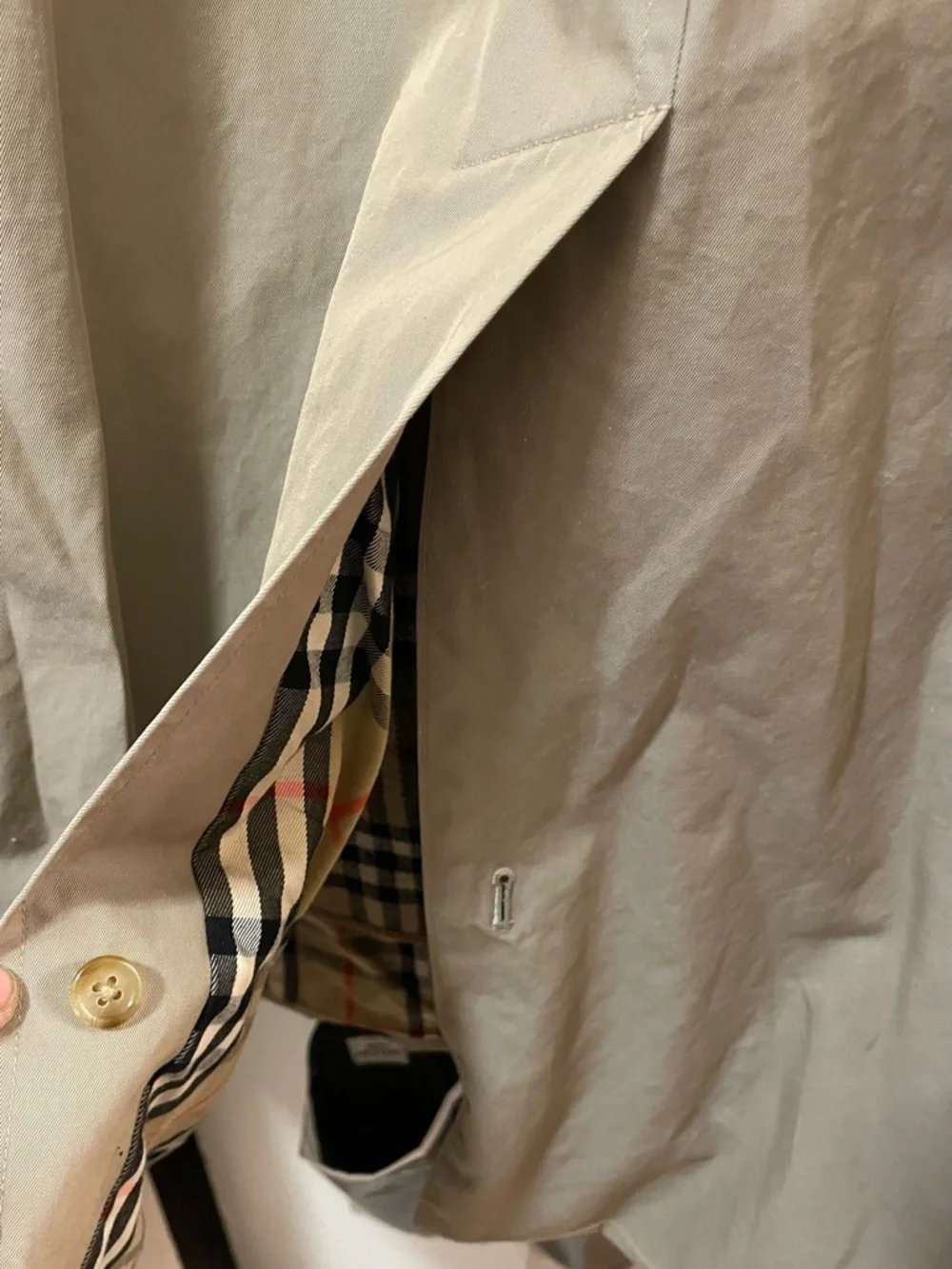 Burberry Beige Trench Coat - Picture 5 of 8